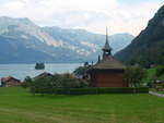 (219'288) - Schnggeninseli im Brienzersee und Kirche am 1.