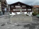 (249'115) - Brunnen am 25.