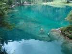 (146'186) - Steinfrau im Blausee am 3.