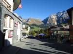 (130'279) - Adelboden, Landstrasse und Bunderspitz am 7.