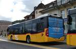 (281'040) - PostAuto Bern - BE 654'089/PID 11'403 - Mercedes am 5. Oktober 2025 beim Bahnhof Spiez (281'040) - PostAuto Bern - BE 654'089/PID 11'403 - Mercedes am 5. Oktober 2025 beim Bahnhof Spiez