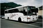 (041'611) - Aus England: Astons, Worcester - V 522 FWP - Scania/Van Hool am 24.