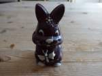 (159'944) - Kleiner Osterhase aus schwarzer Schokolade am 19.