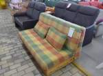 (160'170) - Buntes Bettsofa am 5.