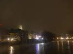 (177'234) - Weihnchtliche Beleuchtung an der Aare am 16.