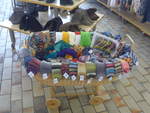 (210'490) - Handgestrickte Socken und Mtzen am 23.