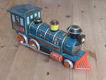 (227'523) - Western-Lokomotive aus Blech (grn) am 23.