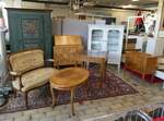 (237'010) - Mbelausstellung am 9.