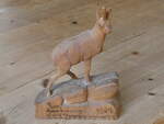 (271'646) - Aus Holz geschnitzte Gmse von 1967 (Made in Ladholz/Achseten) am 4.
