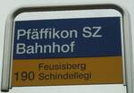 (135'824) - PostAuto-Haltestellenschild - Pfffikon SZ, Bahnhof - am 5.