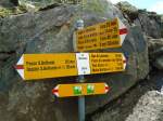 (145'952) - Wegweiser am Mottolone am Lago di Lucendro am Gotthardpass am 20.