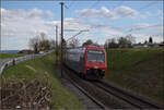 Re 450 078 mit einer S-Bahn Zürich bei Lottstetten.