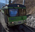 BDeh 4/4 313 bringt den Zug mit Bt 351 und Bt 362 nach Aigle.