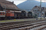 Em 2/2 9 ist ein Rangiertraktor von Deutz �ber den ich nichts genaueres weiss. Dahinter stehen jedoch die beiden  Streckenloks  der OeBB, namentlich Ce 2/2 103 und Ce 2/2 102. Sie sind baugleich mit der �lteren Serie Te II der SBB. Aus ihrer Einsatzzeit im Personenverkehr bei der OeBB gibt durchaus herrliche Fotos. Balsthal, M�rz 2017.