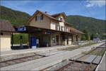 Jurabahn vor der Generalsanierung im Abschnitt Sanceboz-Sombeval – Moutier.

Das Empfangsgeb�ude von Court. August 2026. 