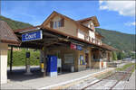 Jurabahn vor der Generalsanierung im Abschnitt Sanceboz-Sombeval – Moutier.

Das Empfangsgeb�ude von Court. August 2026. 