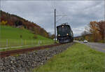 Sonderfahrt mit Be 4/4 102 der Emmentalbahn nach Brugg. 

Im Anflug auf Kleindietwil. November 2025.