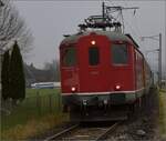 Im Stile des Orientexpress. 

Mit Re 4/4 10039. Waltrigen, November 2022.