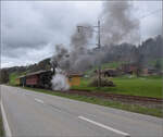Ostermontag bei der 'Emmentalbahn'.

E 3/3 853 der JS in Oberei. April 2024.