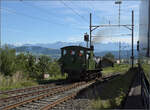 E 3/3 'Beinwyl' der Seethalbahn umfhrt in Eschenbach ihren Zug.