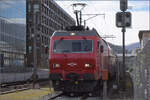 Zu den Ostereiern im Sihlwald.

Re 456 106 bzw. SZU 545 in Zürich Manegg. März 2024.