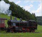 742-uerikon-hinwil-bauma-uebb-sbb-st/821636/fahrtag-im-zuercher-oberlandeb-35-9 Fahrtag im Zrcher Oberland.

Eb 3/5 9 der BT bei Bretswil. Juli 2023.