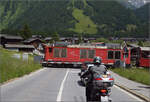 Zug nach Gletsch mit HGm 4/4 62 in Obwald.