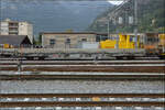 Re 65401 ist ein Flachwagen, der im Jahr 2010 an die RhB geliefert wurde. Thusis, August 2026.