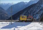 Auf der Alp Grüm.

Einmal spektakulär um den Betrachter herum fährt Tm 2/2 98. Januar 2023.