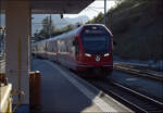 Abe 4/12 3147 und Abe 4/12 3130 kommen in Scuol/Tarasp an. September 2026.