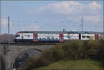 Vermutlich RABe 511 039 auf dem Eglisauer Viadukt über den Rhein. April 2026.