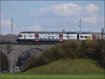 Vermutlich RABe 511 039 auf dem Eglisauer Viadukt über den Rhein. April 2026.