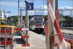 RABe 520 012 auf der Baustelle Bahnhof Emmenbrücke.