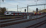 RABe 522 203 ist vom Ausflug in den Pruntruter Zipfel zur�ck im Delsberger Becken.