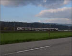 RABe 522 208 bei Bassecourt im Delsberger Becken.