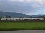 RABe 522 208 bei Bassecourt im Delsberger Becken.