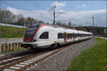 RABe 522 207 trifft in Bonfol ein. April 2026.