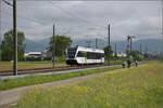 RABe 526 732 auf dem Weg nach Erzingen. Wilchingen, Mai 2025.