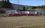 Ein unbekannt gebliebender ehemaliger RM-GTW, RABe 526.2 bei B�vilard auf dem Weg nach Moutier.