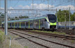 RABe 528 120 in Burgdorf. Mai 2025.