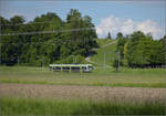 RABe 535 122 'Steffisburg' auf dem Weg nach Ramsei. Adelboden, Mai 2025.