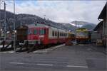 RBDe 567 174 der Travys nebst Be 546 109 der OeBB ehemals bei der Montafoner Bahn. Balsthal Januar 2023.