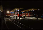 Links Be 4/4 612, rechts Be 4/4 614, dazwischen ganz neu und noch ohne Namen ist Be 4/4 651 der CJ.