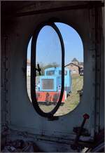 Chemin de Fer Touristique du Rhin, das Kleinod im Auwald bei Neu-Breisach.

In Volgelsheim wird 030 TB 134 'Theodor' mit der Diesellok der BR 312 getauscht, damit die Dampflok wieder an der Zugspitze läuft. April 2019.