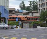 Kreuzung zweier Traverso-Doppeltraktionen mit RABe 526 116 + RABe 526 117 sowie RABe 526 107 und ein unbekannt gebliebener Traverso in Emmenbrücke.