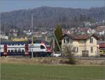 Das Schrankenwärter oder Bahnwärterhaus bei Wettswil mit der Hausnummer 18f wirkt wie aus der Zeit gefallen.