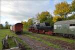 Schienenverkehr am Schienerberg. 

52 7596 mit ihrem EFZ-Sonderzug f�r die SEHR&RS in Hemishofen. Oktober 2022.
