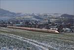 Giruno RABe 501 004 auf dem Weg nach Zürich nach dem Halt in Frick.