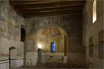 In der Peterkirche sind interessante Wandgemälde zu betrachten, die weitgehend wieder in den Ursprungszustand zurückversetzt wurden. Der Ursprung der Kirche ist bereits vor der letzten Jahrtausendwende. Januar 2023.