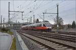 Der frisch aufgepeppte 4024 103 der BB kurz vor Ankunft in Lindau Hbf.